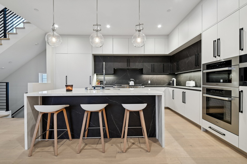 Orchid Ave Back Unit-018